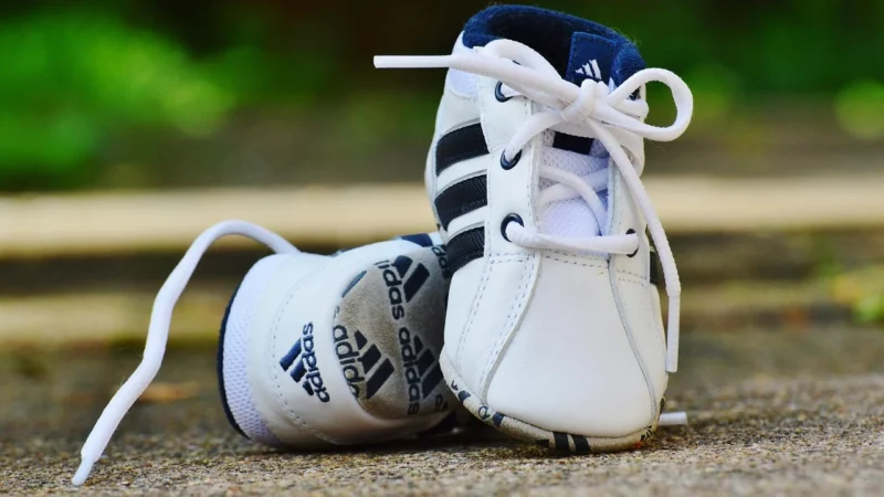 adidas Buty Terrex Ax2R K GY7681 Niebieski