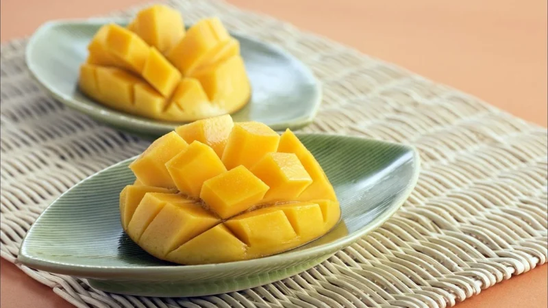 Mango Torebka Muse 27020472 Złoty