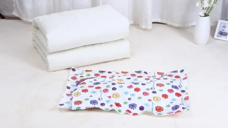 Zestaw 3w1 klasyczna torba damska shopper z breloczkiem + torebka listonoszka + etui – czarna